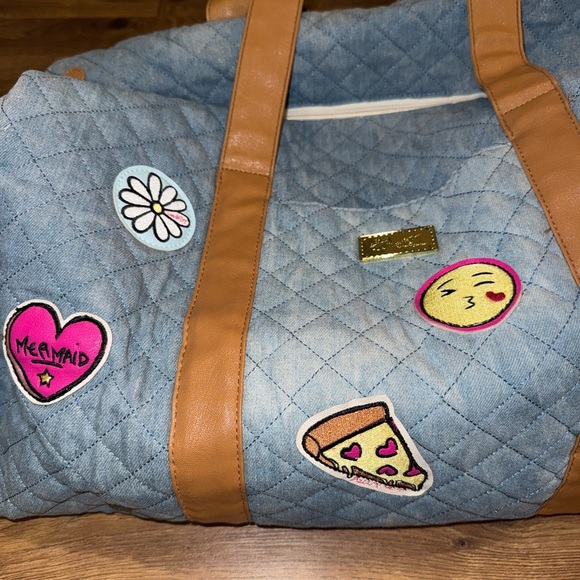 LUV Betsy Quilted Denim Tote Bag - Picture 9 of 10